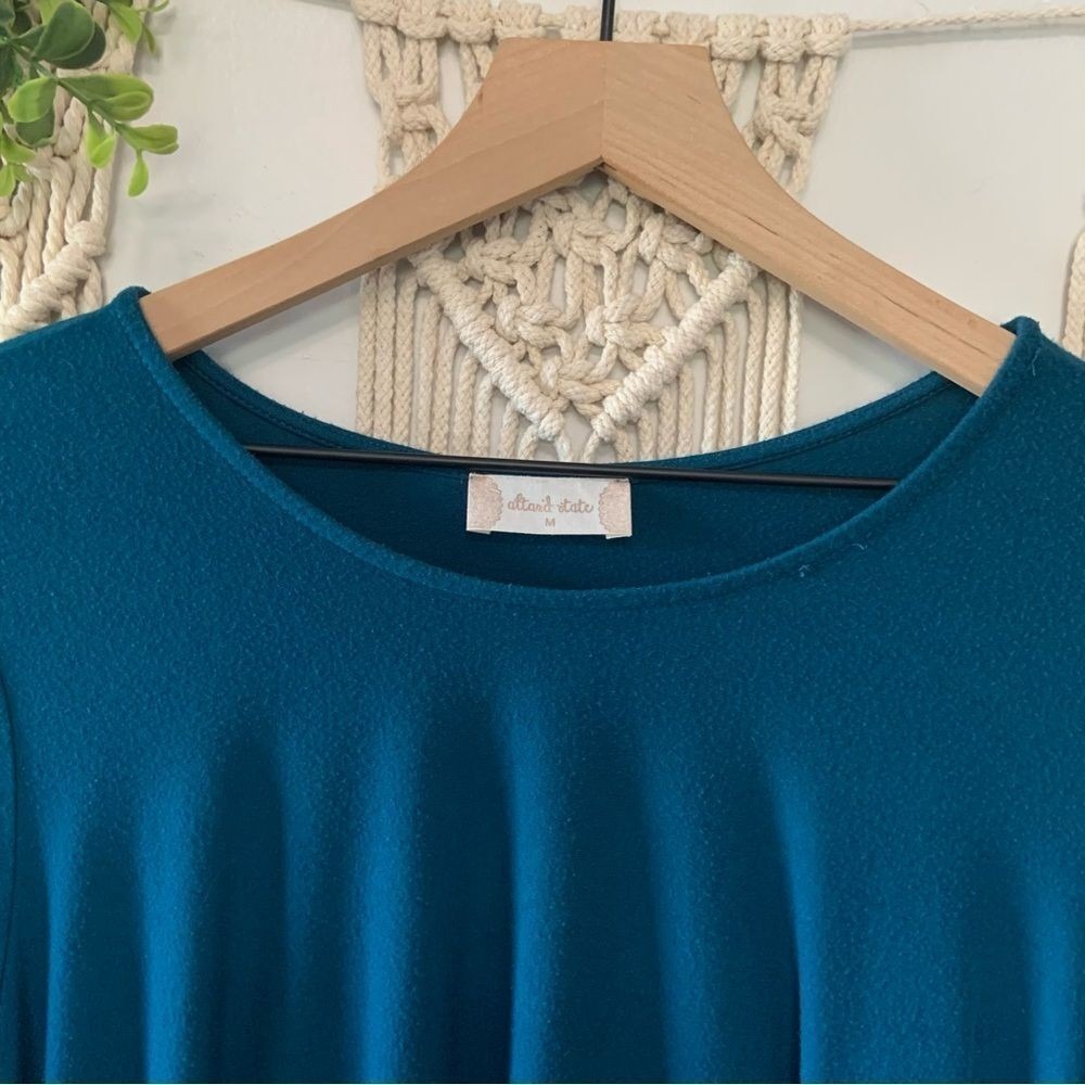 ALTAR'D STATE Women's Embroidered Sleeve Hi Low Tunic Top Teal Blue Size Medium - Picture 5 of 12